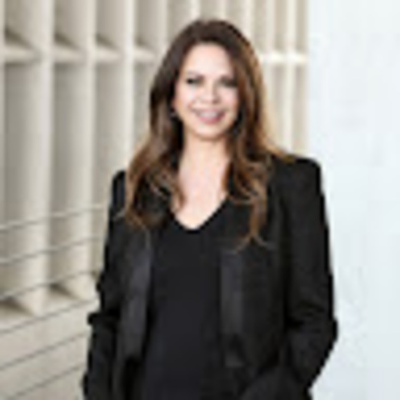 Meet your Posher, Adeline - Picture 1 of 1